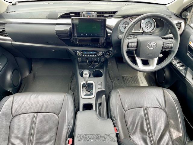 プリクラッシュセーフティやレーンディパーチャーアラート(ヨーアシスト機能付)などの安全機能に加え、新たに静止物の接近を表示とブザーで知らせるクリアランスソナー&バックソナーを標準装備した。 トヨタ ハイラックス