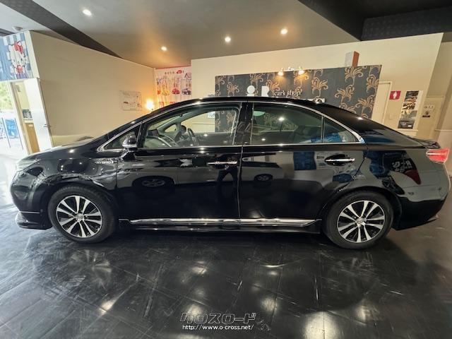 新たにスポーツドライブモードを設定し、軽いアクセル操作で力強い加速を生み出し、パワーステアリング制御の切り替えとあいまって、ダイレクト感あふれる走りが可能。 トヨタ SAI