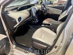 トヨタ プリウスPHV