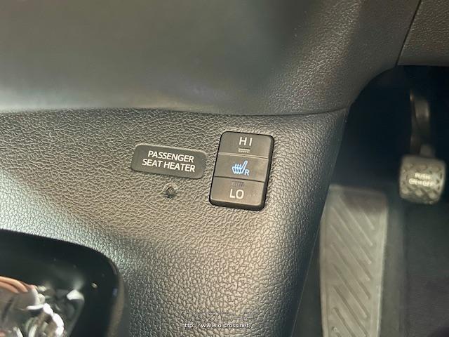 トヨタ プリウスPHV