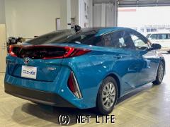 トヨタ プリウスPHV