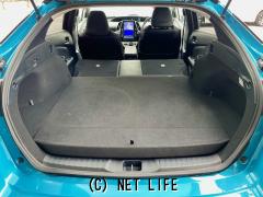 トヨタ プリウスPHV