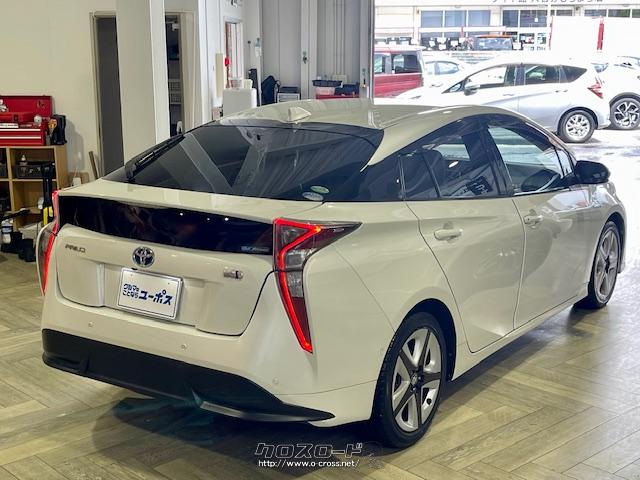 最高出力98ps(72kW)/5200rpm最大トルク14.5kg・m(142N・m)/3600rpm種類水冷直列4気筒DOHC+モーター トヨタ プリウス