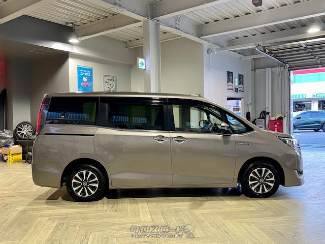 トヨタ エスクァイア HYBRID Gi OP5年保証対象車 純正ナビ