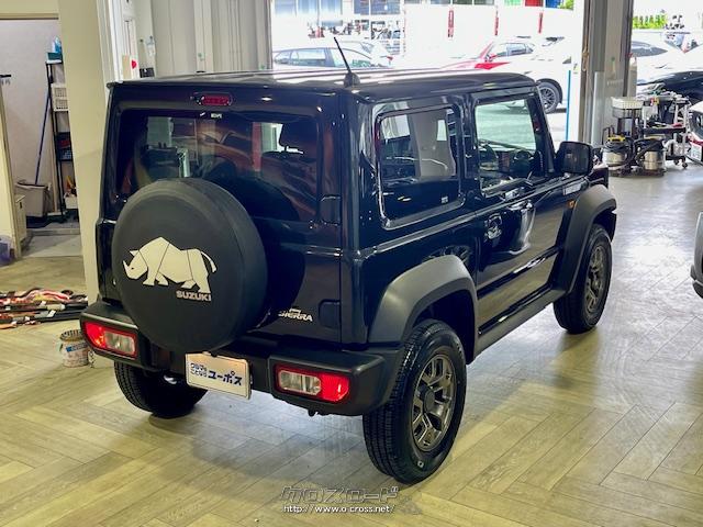 エクステリアは、車両の姿勢や状況を把握しやすいスクエアボディ スズキ ジムニーシエラ