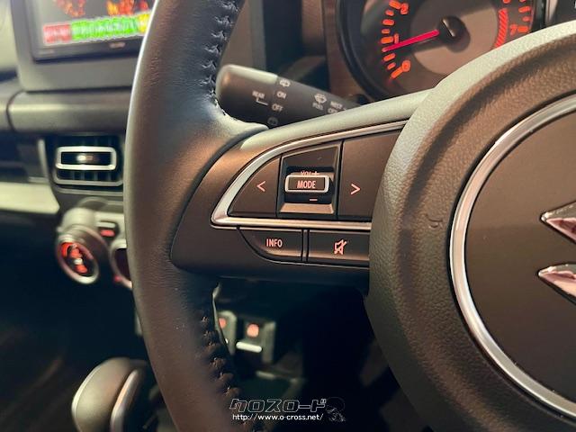 ハンドルを握ったままオーディオ操作が可能です。 スズキ ジムニーシエラ