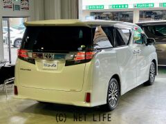 トヨタ ヴェルファイア