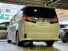 トヨタ ヴェルファイア