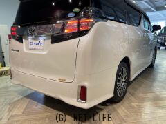 トヨタ ヴェルファイア