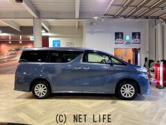 トヨタ ヴェルファイアハイブリッド