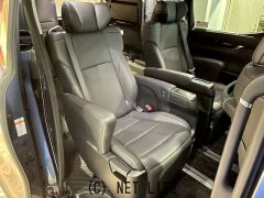 トヨタ ヴェルファイアハイブリッド