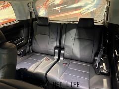 トヨタ ヴェルファイアハイブリッド