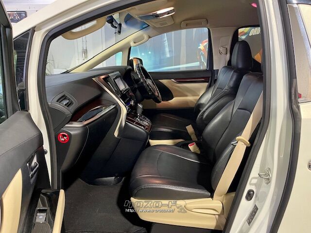 革調シートカバー付きです! トヨタ アルファード