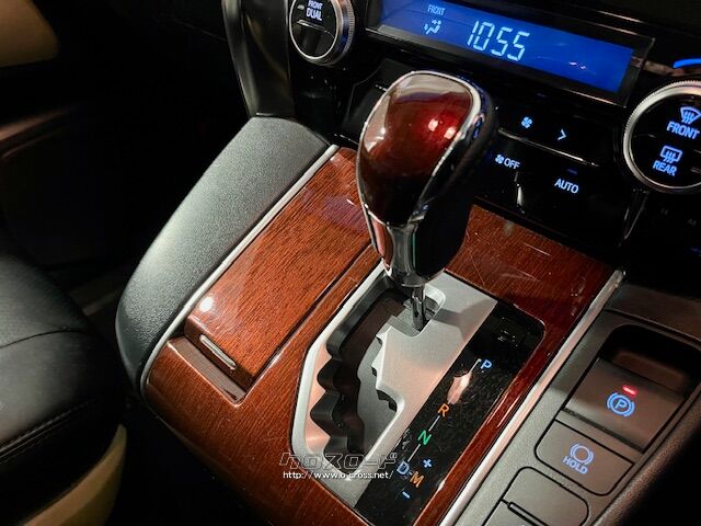 駆動方式 FFトランスミッション CVT(無段変速車) トヨタ アルファード