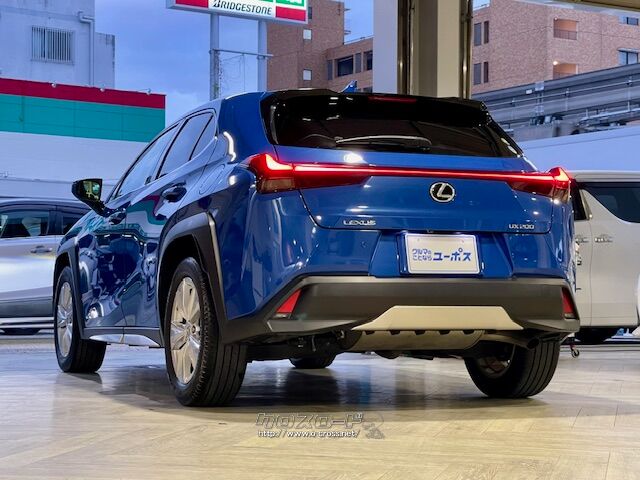 「GA‐C」プラットフォームの採用による低重心化とタイヤの大径化で、俊敏な走りを レクサス UX