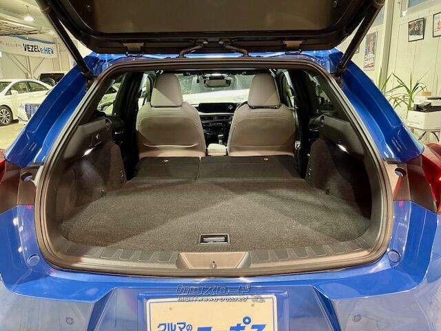 シートを倒せば急な大荷物にも対応 レクサス UX