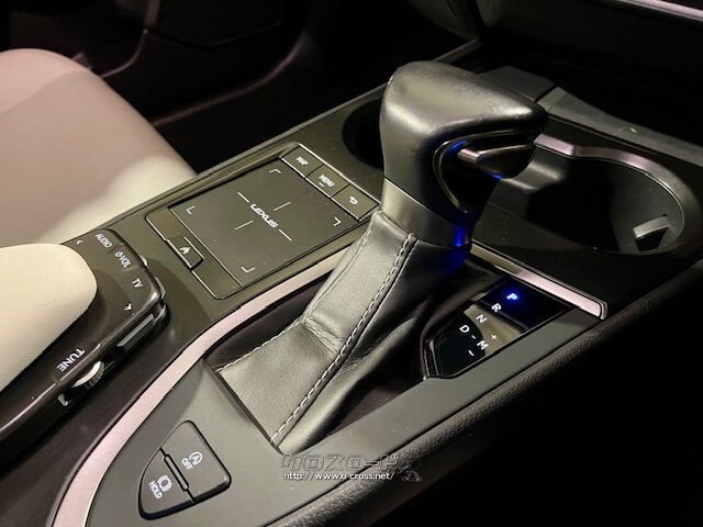 Direct Shift‐CVTトランスミッション レクサス UX