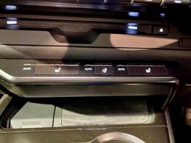 シートヒーター ハンドルヒーター レクサス UX