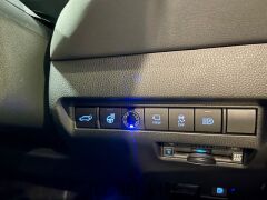 トヨタ ハリアー