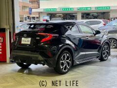 トヨタ C-HR