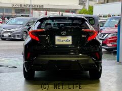 トヨタ C-HR