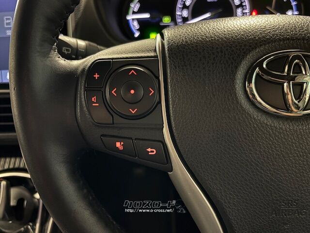 手元で楽々オーディオ操作!ステアリングスイッチ トヨタ エスクァイア