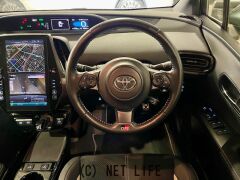 トヨタ プリウスPHV