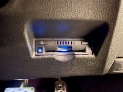 トヨタ プリウスPHV