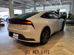 トヨタ プリウス