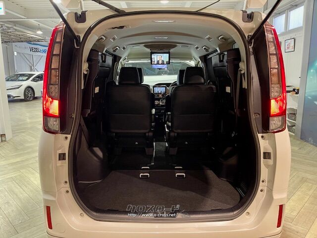 3列目シートを畳めば急な大荷物にも対応 トヨタ エスクァイア