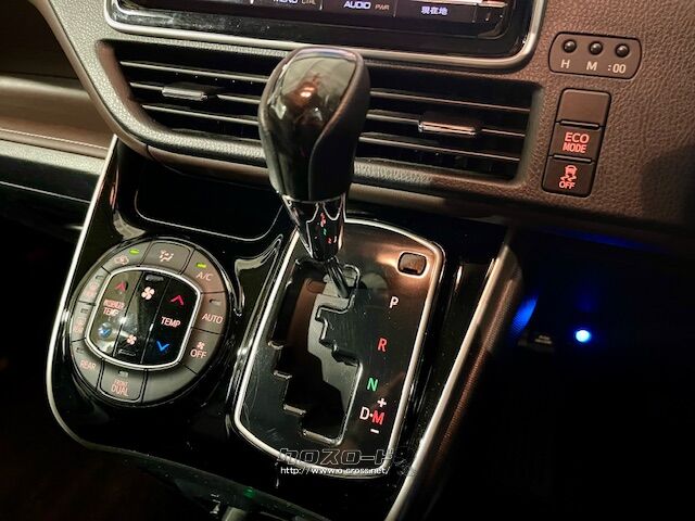 トランスミッションCVT(無段変速車) トヨタ エスクァイア