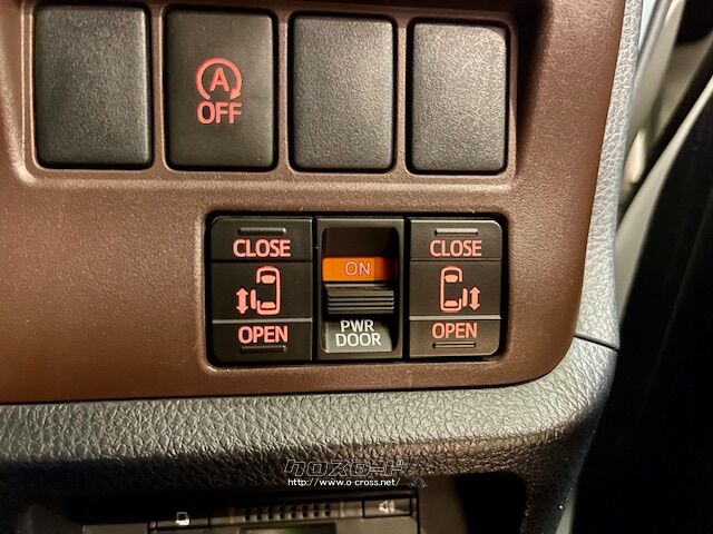 子育て世代に大活躍の両側パワースライドドア トヨタ エスクァイア