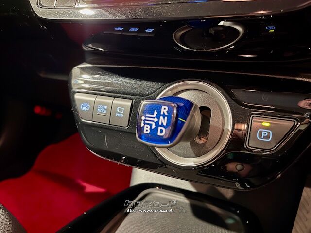 シフトノブ トヨタ プリウスPHV