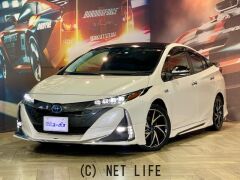 トヨタ プリウスPHV