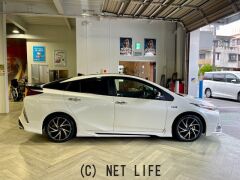 トヨタ プリウスPHV