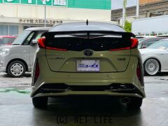 トヨタ プリウスPHV