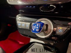 トヨタ プリウスPHV