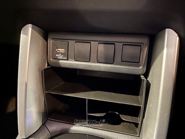 USB トヨタ カローラクロス