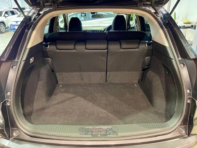 日常的な買い物なら必要十分なラゲッジスペース。 ホンダ ヴェゼル