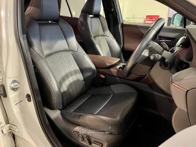 運転席はパワーシート トヨタ ハリアーハイブリッド
