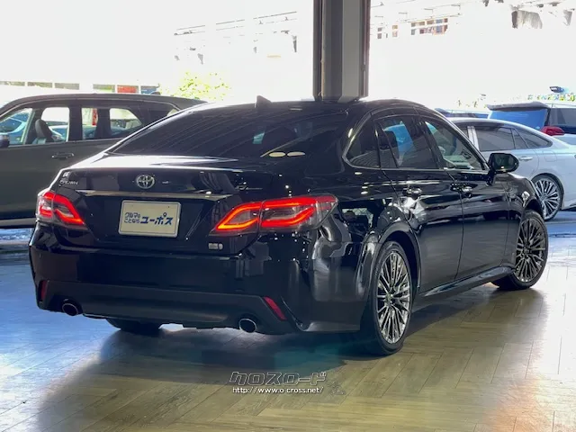 3.5Lエンジンと走行用モーター両方の出力を制御し低速から力強い駆動力を発揮 トヨタ クラウン