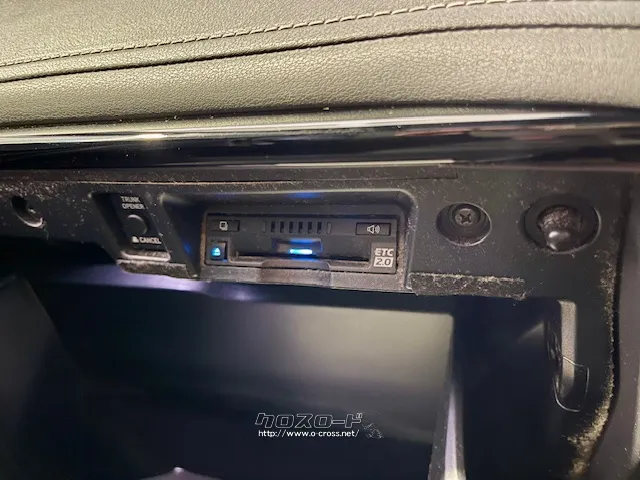 高速道路もスイスイ通れる、ETC車載器 トヨタ クラウン