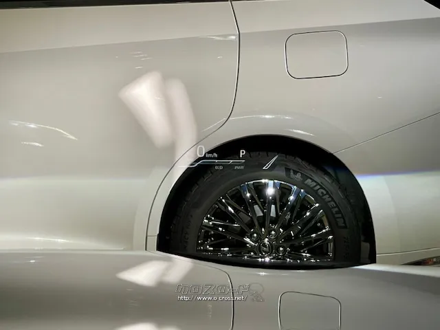 ヘッドアップディスプレイ トヨタ クラウン