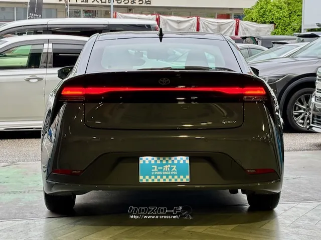 コンパクトかつ大容量な駆動用バッテリーと、高出力の駆動用モーター トヨタ プリウス