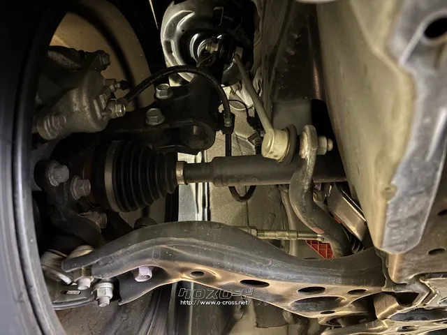 「お問合せはユーポス新都心店まで/098-860-8880お待ちしております」 トヨタ プリウス