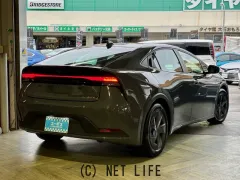 トヨタ プリウス