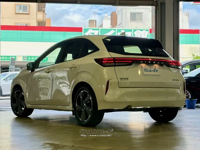 リヤフェンダーにボリュームを持たせたワイドボディ 日産 ノートオーラ