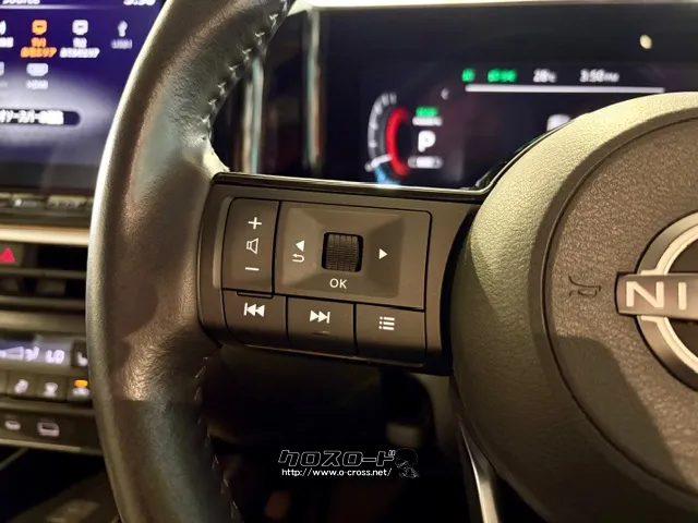 手元でオーディオ操作可能 日産 ノートオーラ