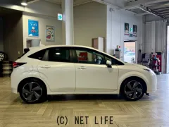 日産 ノートオーラ