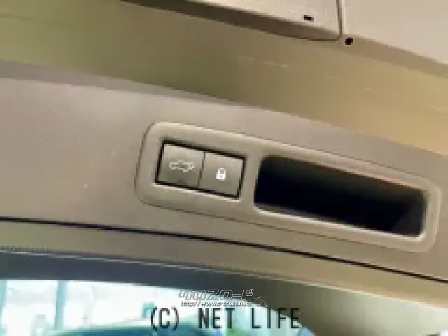 パワーバックドア レクサス UX